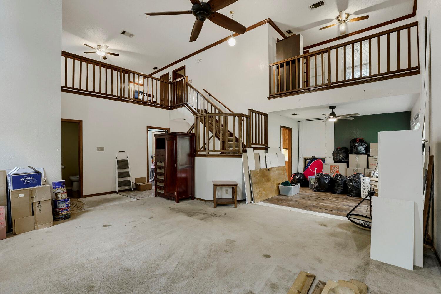 215 Dewberry Cove Buda TX 78610
