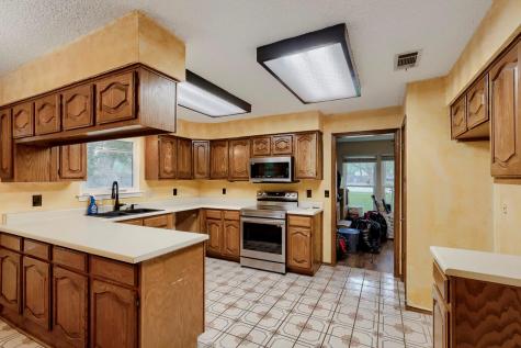 215 Dewberry Cove Buda TX 78610