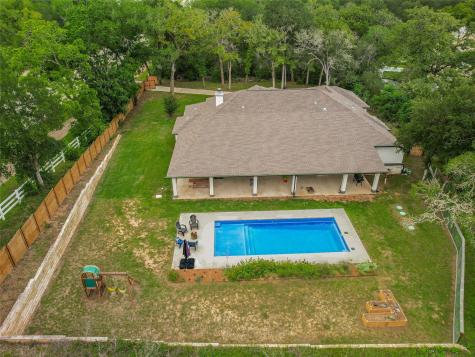 427 State Highway 304 Bastrop TX 78602