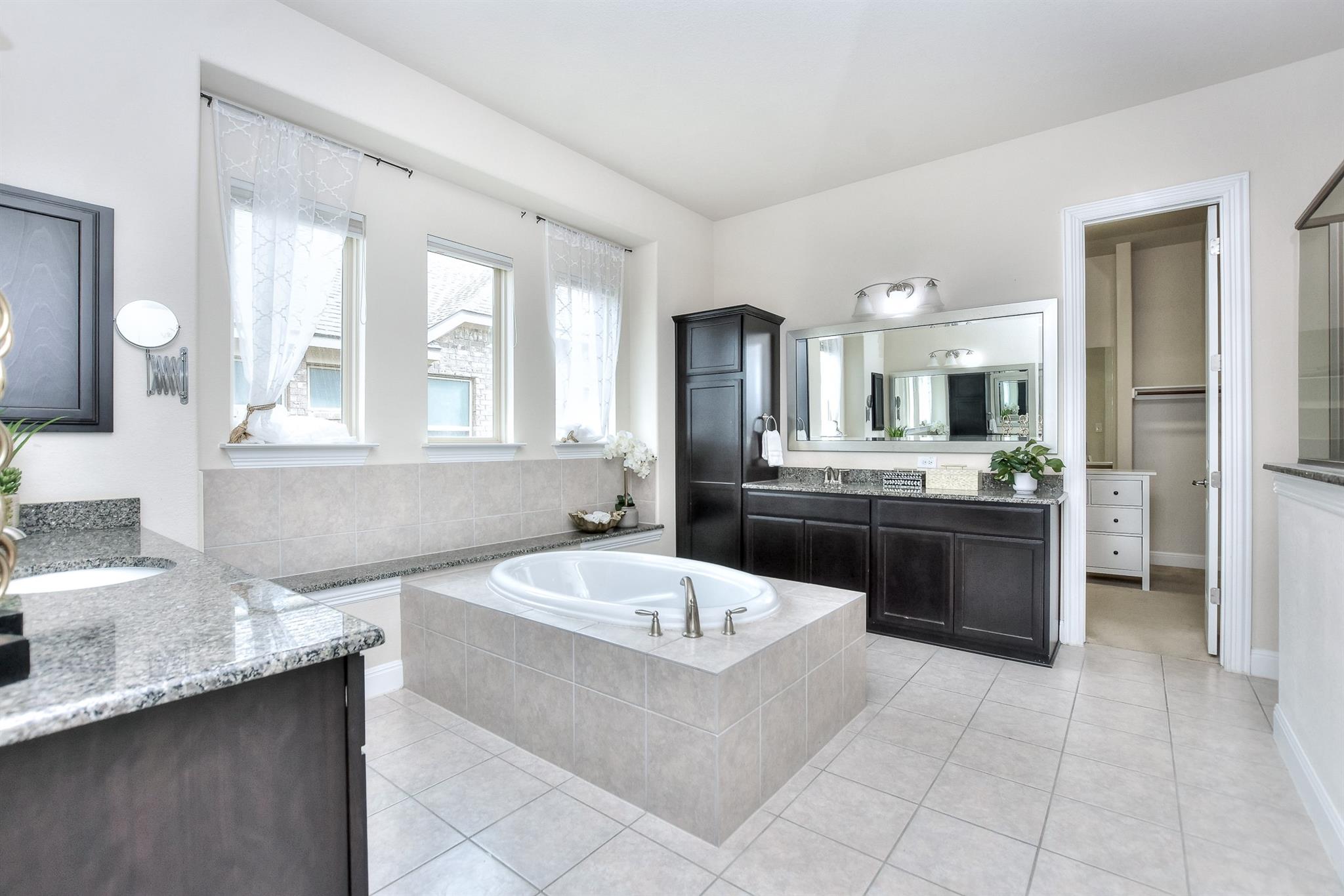 921 Wolcott Drive Leander TX 78641