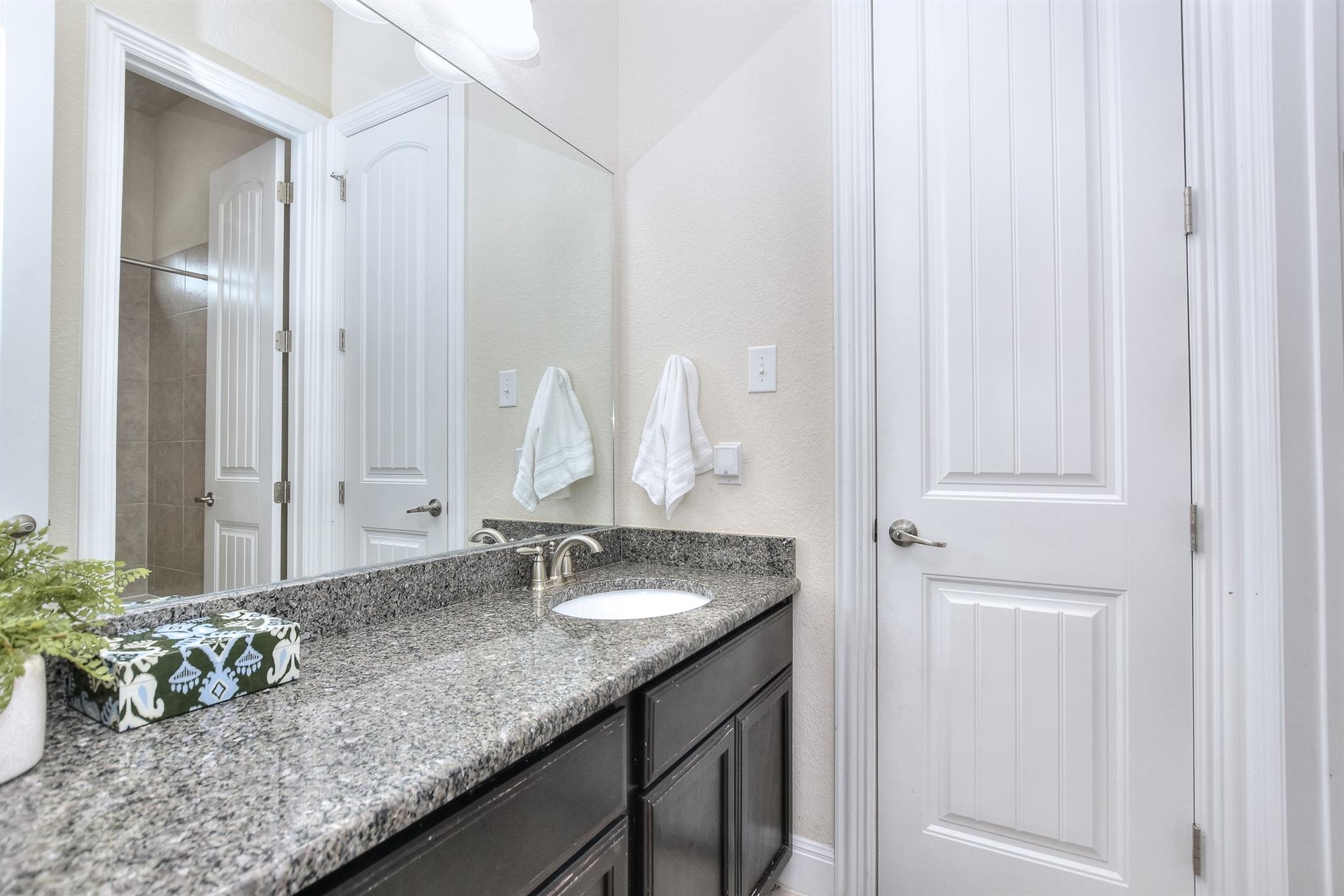 921 Wolcott Drive Leander TX 78641
