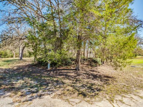 119 Briarwood Lane Elgin TX 78621