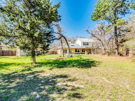 119 Briarwood Lane Elgin TX 78621
