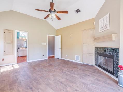119 Briarwood Lane Elgin TX 78621