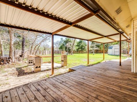 119 Briarwood Lane Elgin TX 78621