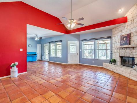 119 Briarwood Lane Elgin TX 78621