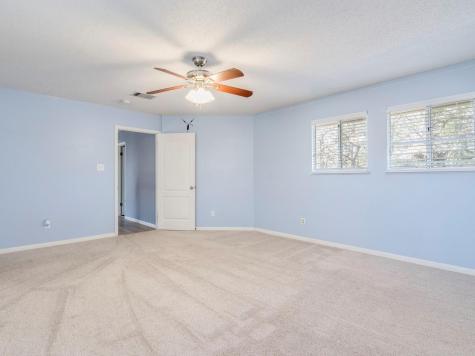 119 Briarwood Lane Elgin TX 78621