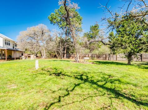 119 Briarwood Lane Elgin TX 78621