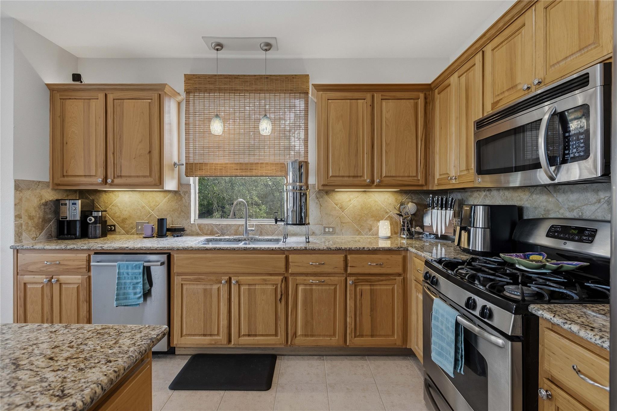 8122 Lime Creek Road Volente TX 78641