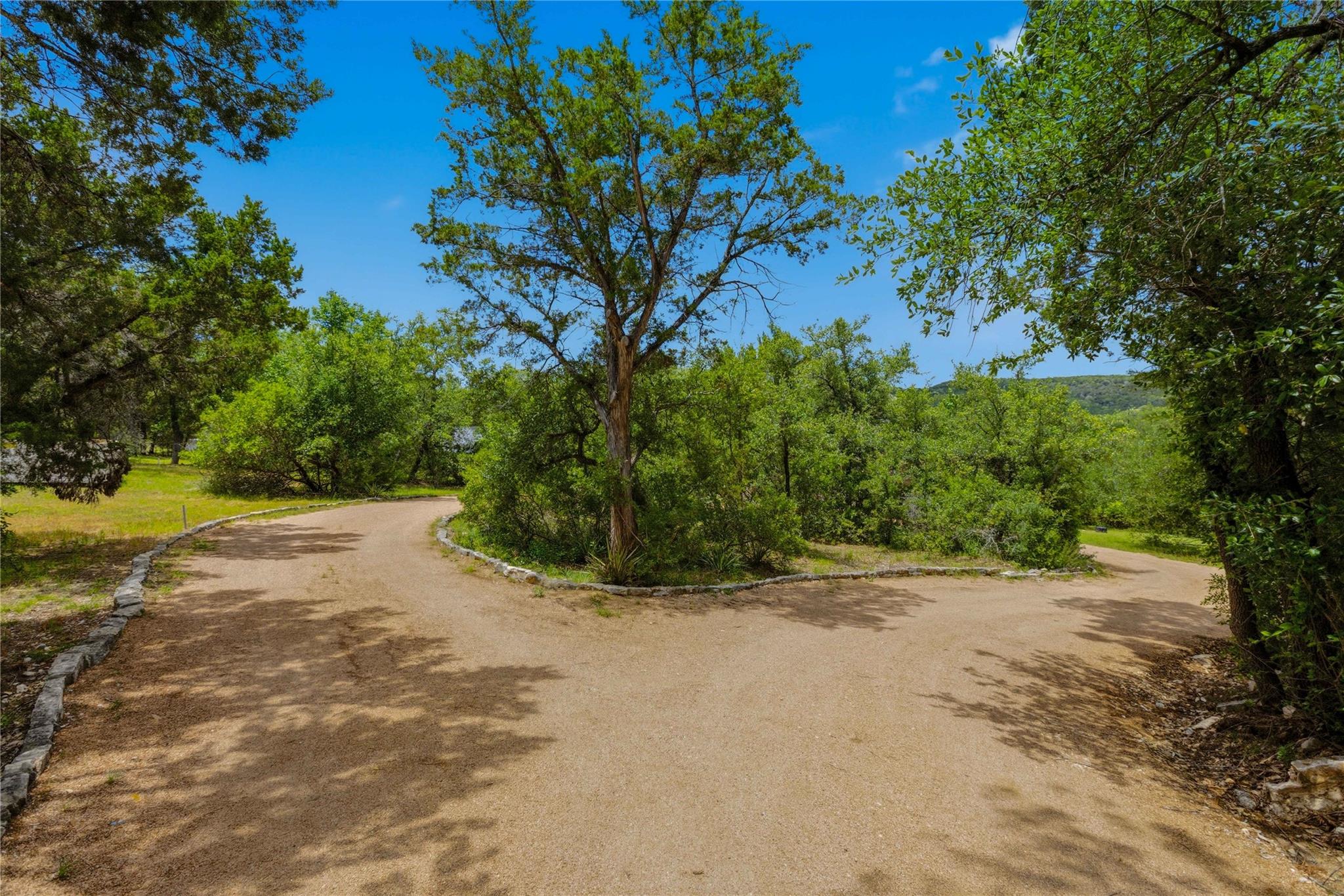 8122 Lime Creek Road Volente TX 78641