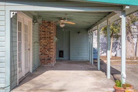 633 S Castell Avenue New Braunfels TX 78130