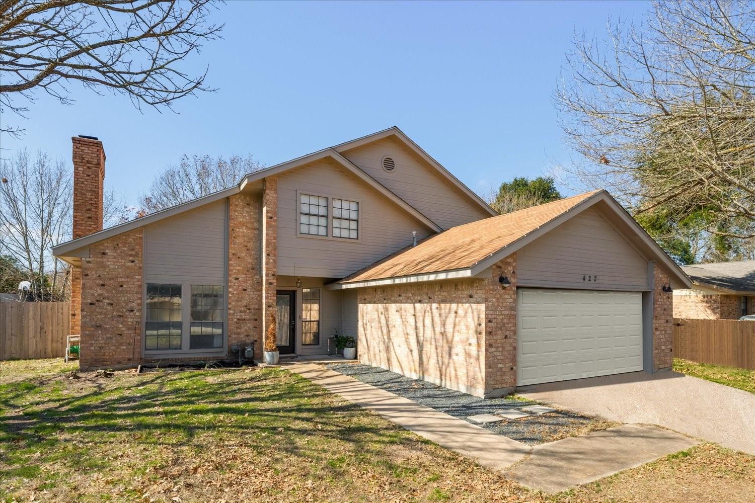 422 Connolly Circle W Lockhart TX 78644
