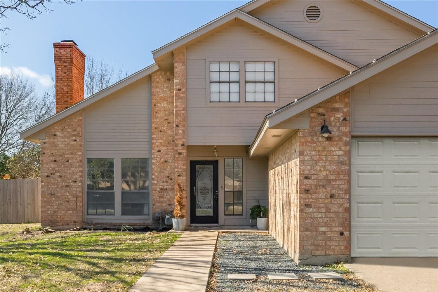 422 Connolly Circle W Lockhart TX 78644