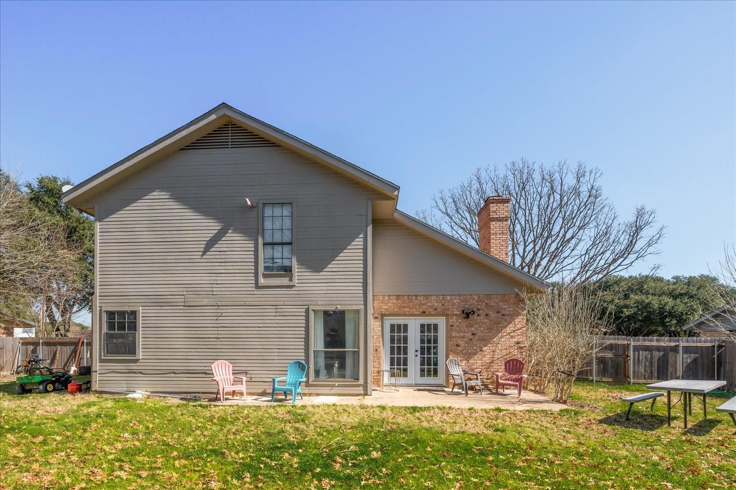422 Connolly Circle W Lockhart TX 78644