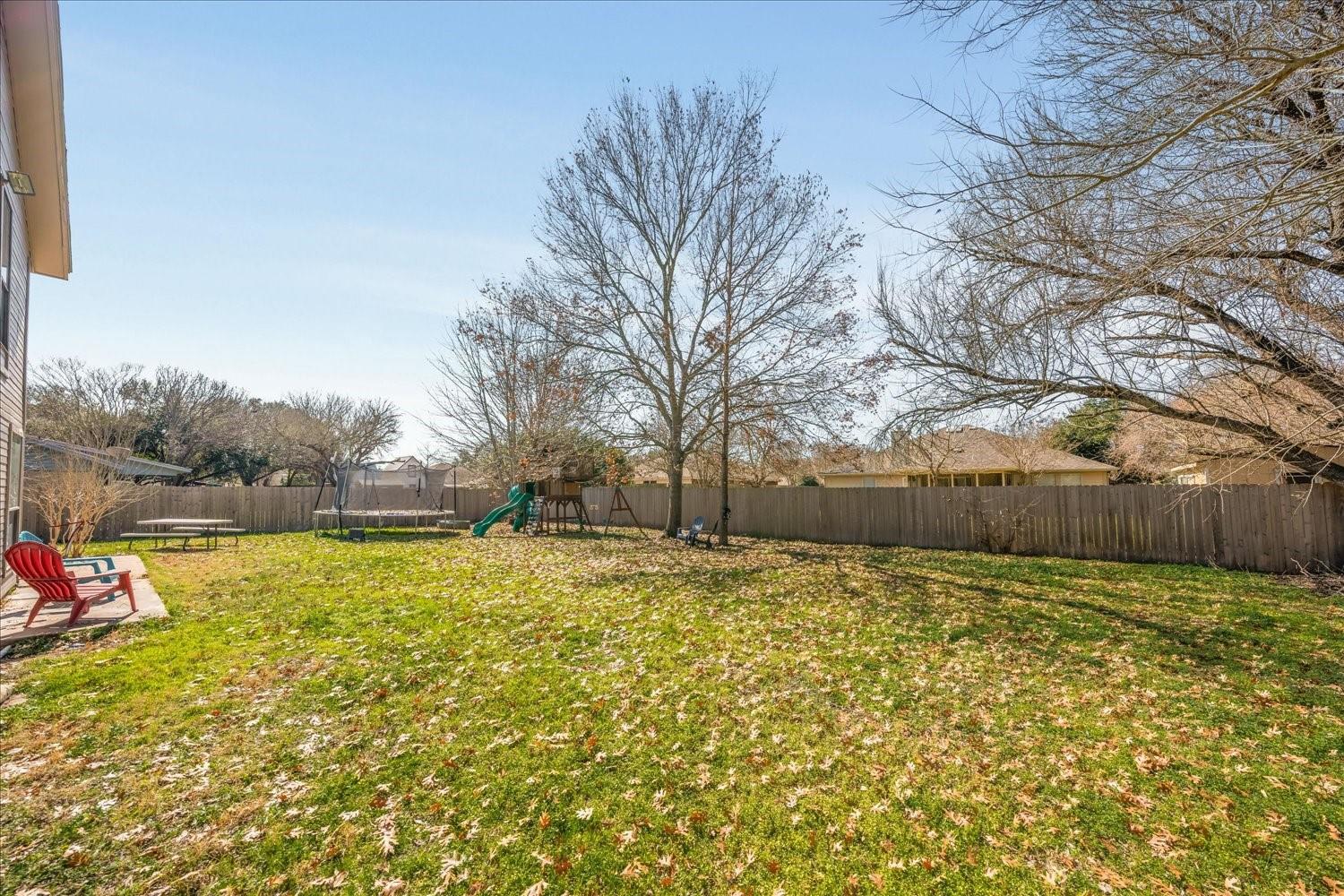 422 Connolly Circle W Lockhart TX 78644
