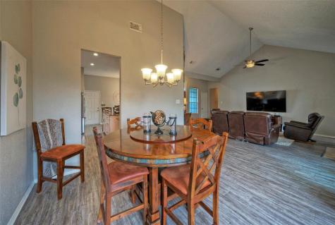 8105 Elkhorn Mountain Trail Austin TX 78729