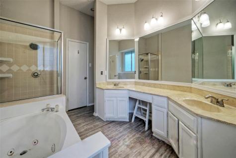 8105 Elkhorn Mountain Trail Austin TX 78729