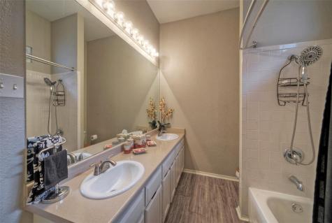8105 Elkhorn Mountain Trail Austin TX 78729