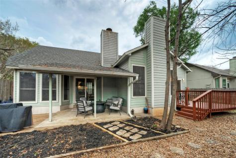 8105 Elkhorn Mountain Trail Austin TX 78729