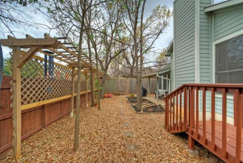 8105 Elkhorn Mountain Trail Austin TX 78729