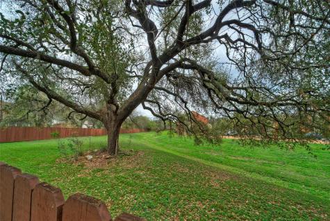 8105 Elkhorn Mountain Trail Austin TX 78729