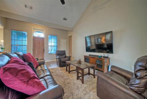 8105 Elkhorn Mountain Trail Austin TX 78729