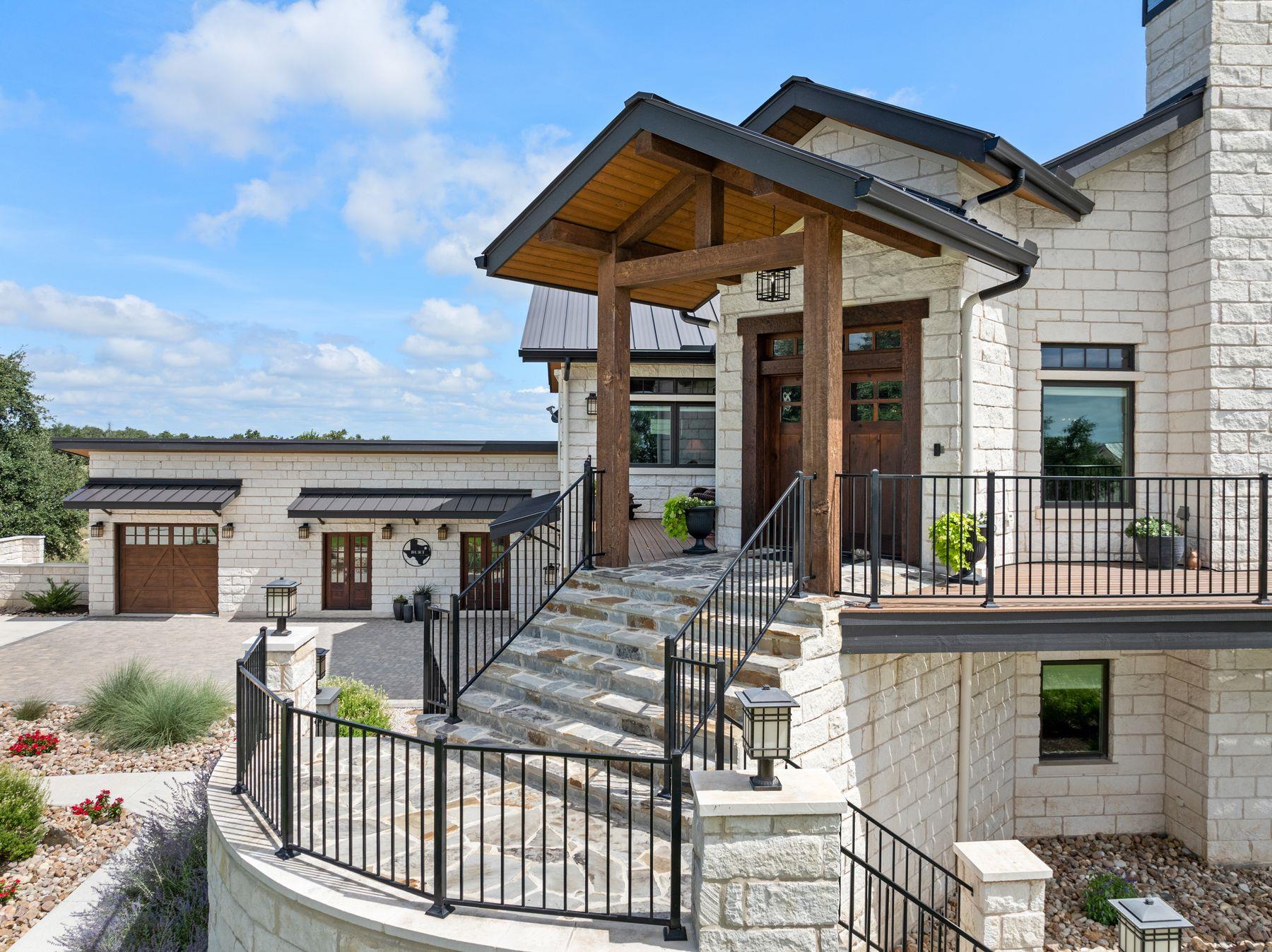 115 Trophy Oak Point Fredericksburg TX 78624