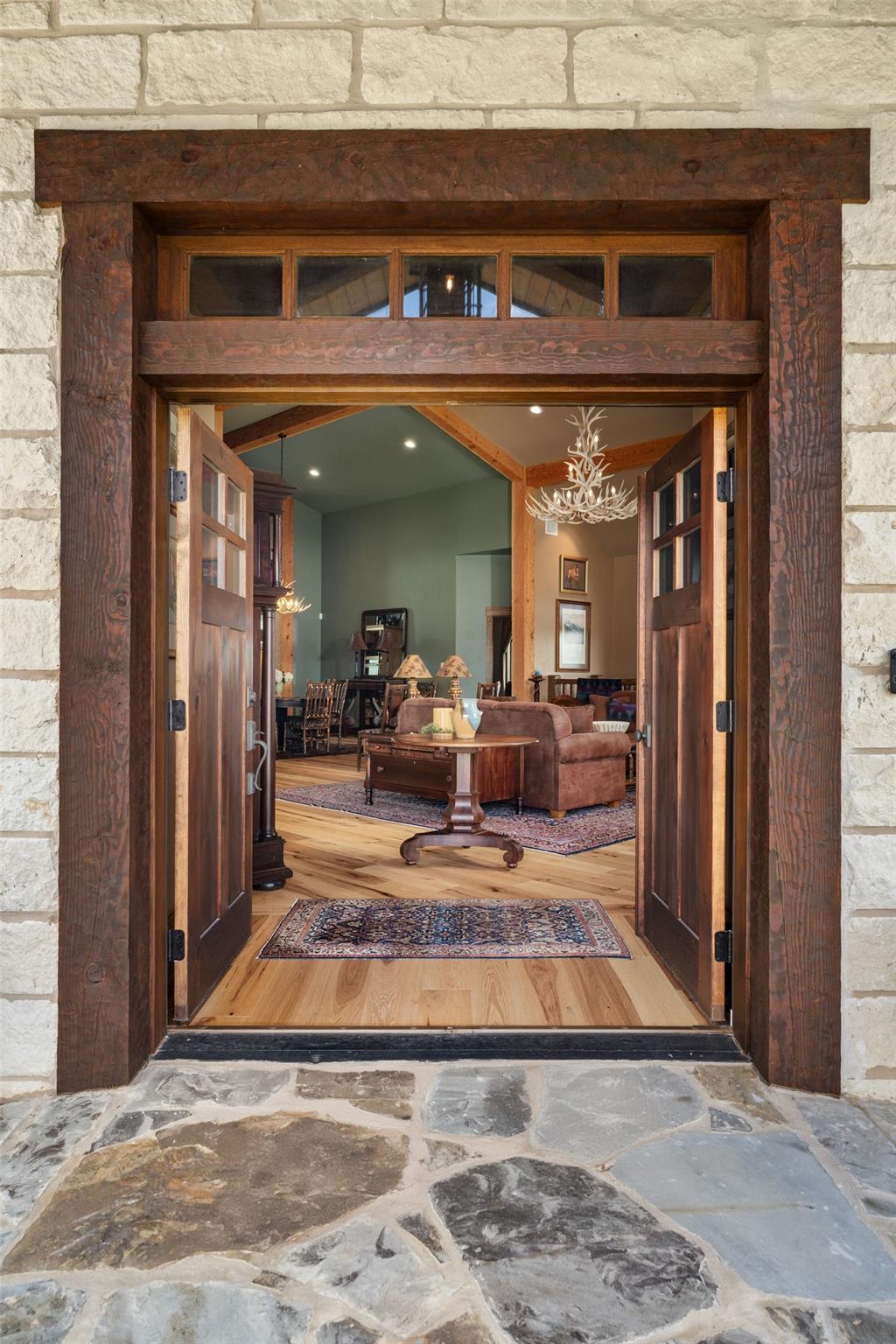 115 Trophy Oak Point Fredericksburg TX 78624