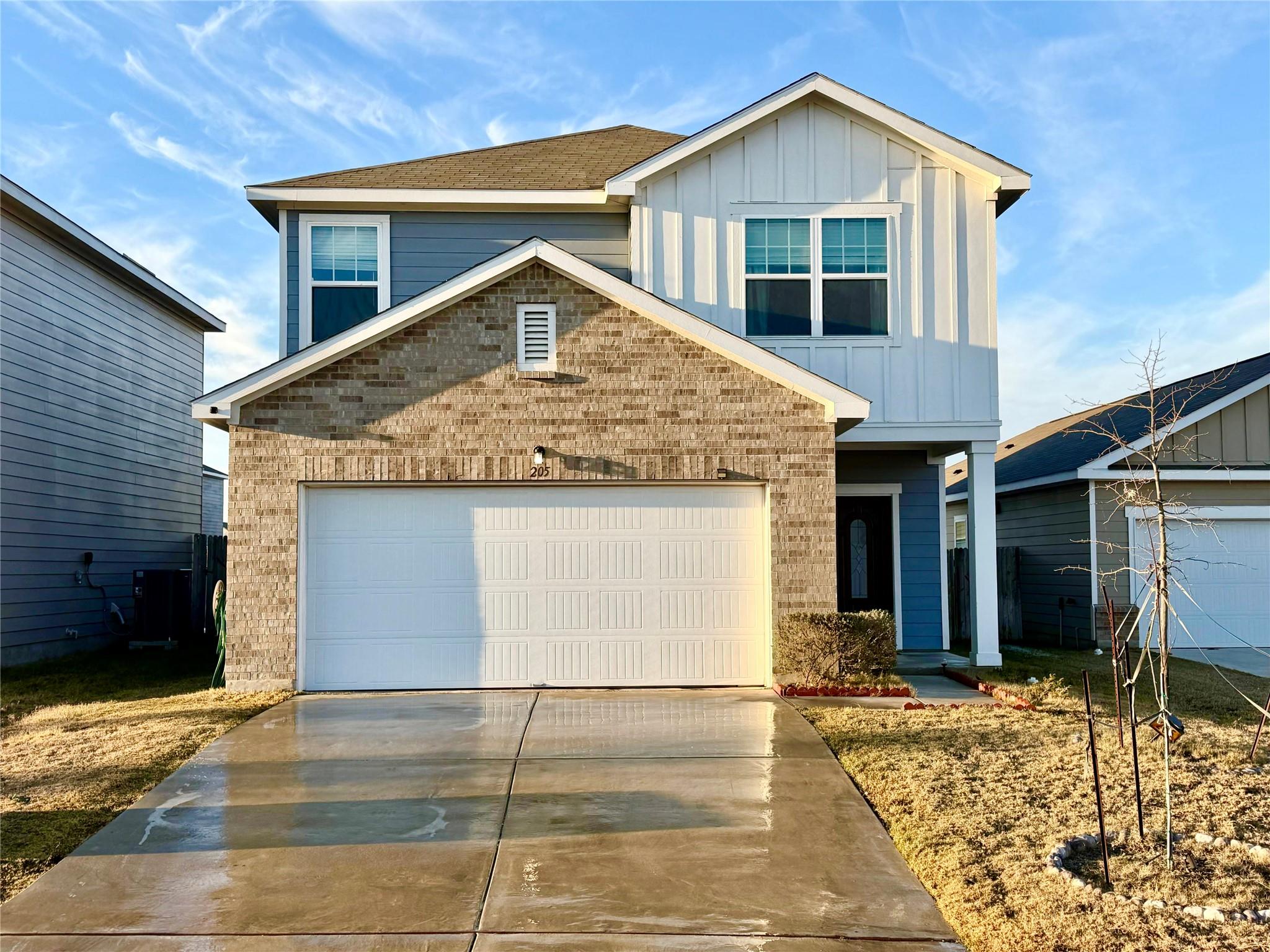 205 Waterbuck Loop Hutto TX 78634