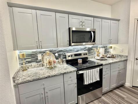 205 Waterbuck Loop Hutto TX 78634