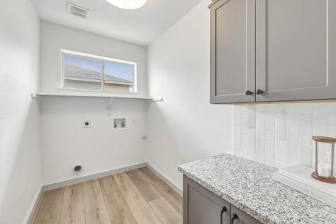 211 Banner Avenue Leander TX 78641