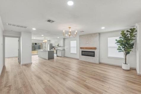 211 Banner Avenue Leander TX 78641