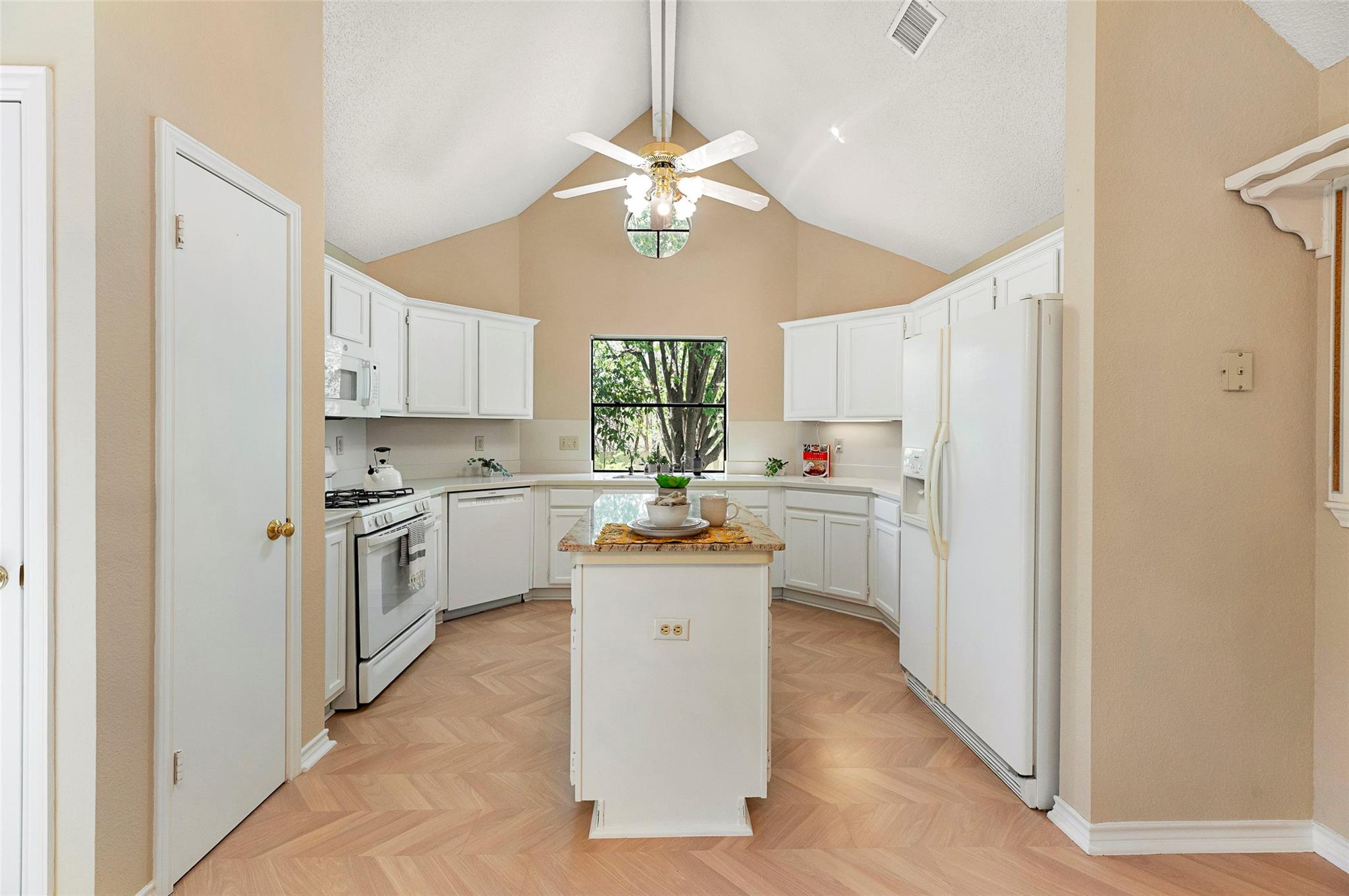 16318 Spotted Eagle Drive Leander TX 78641