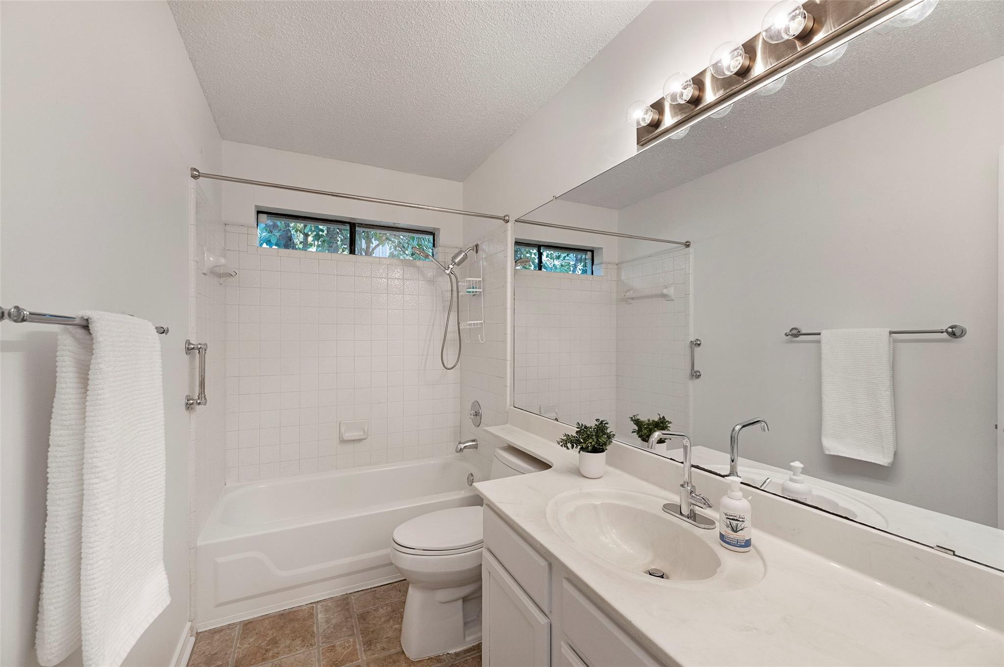 16318 Spotted Eagle Drive Leander TX 78641