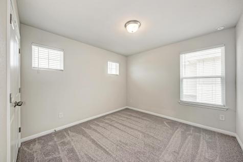 1019 Round Bale Road Hutto TX 78634