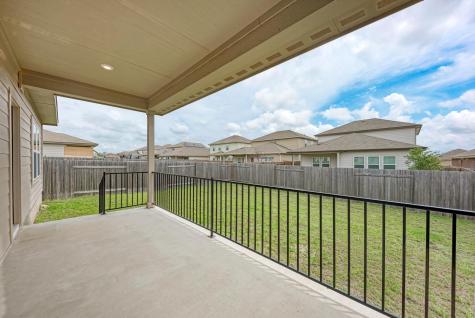 1019 Round Bale Road Hutto TX 78634