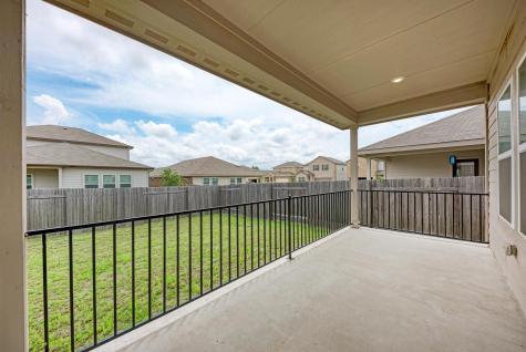 1019 Round Bale Road Hutto TX 78634
