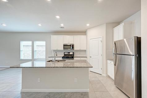 1019 Round Bale Road Hutto TX 78634
