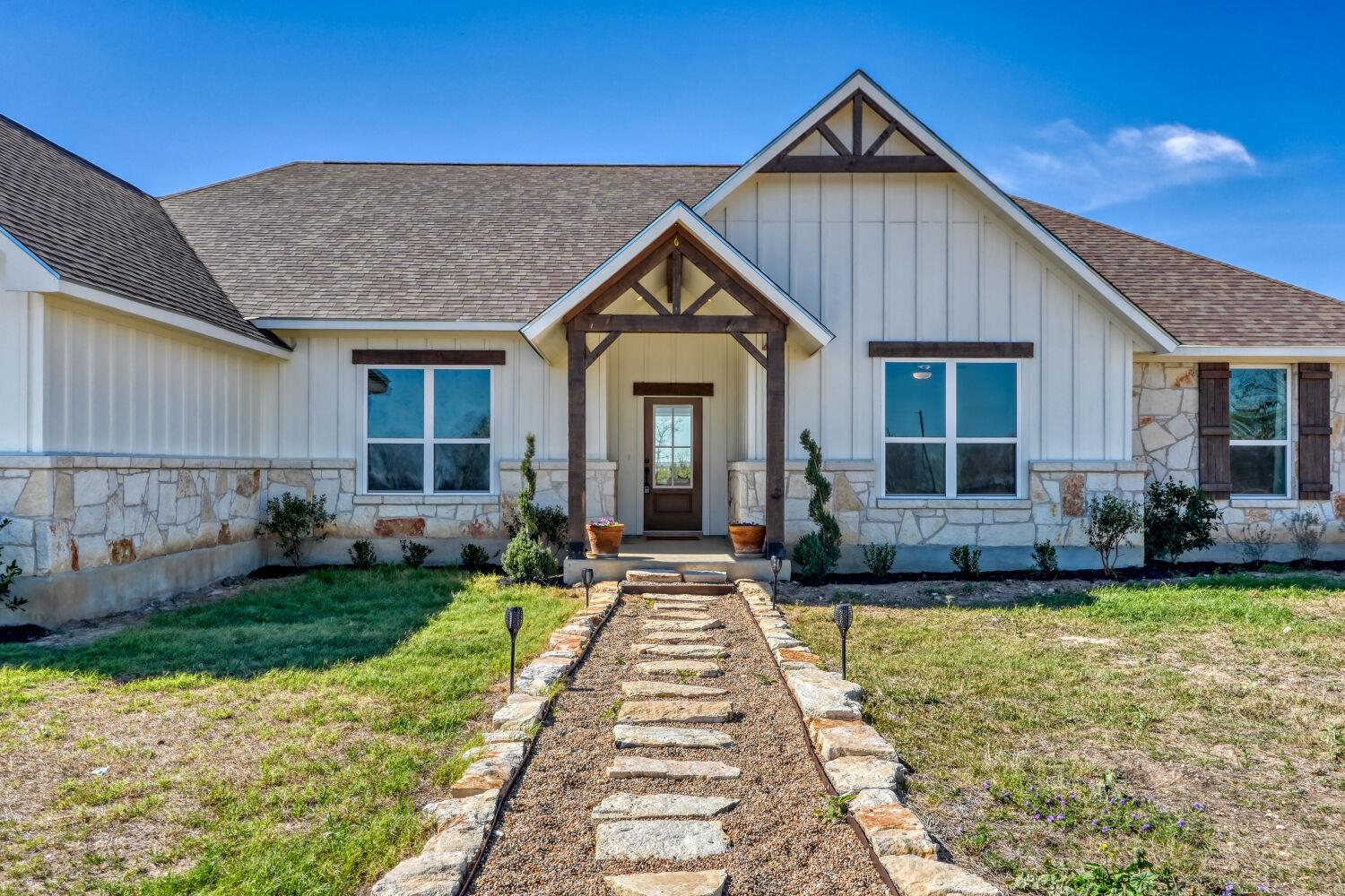 1642 Scull Road San Marcos TX 78666