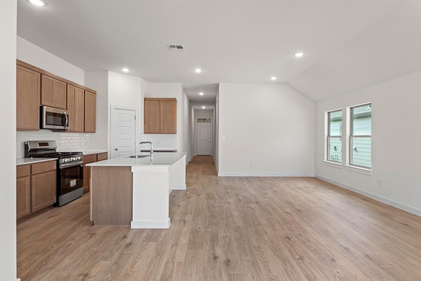 104 Malibu Hutto TX 78634