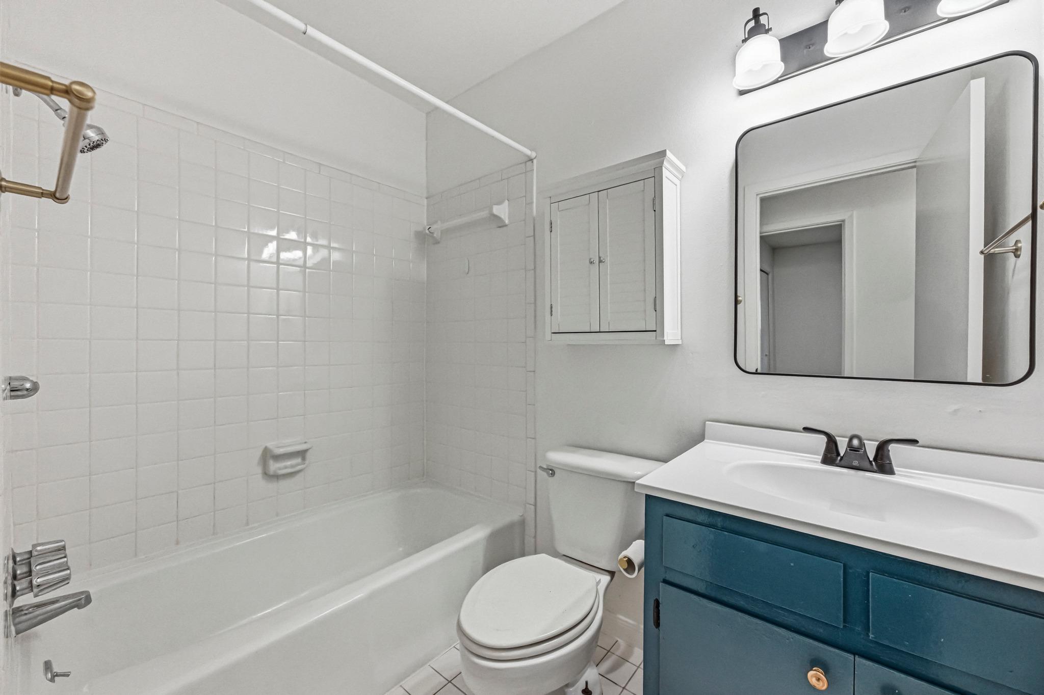 5613 Jacaranda Drive Austin TX 78744