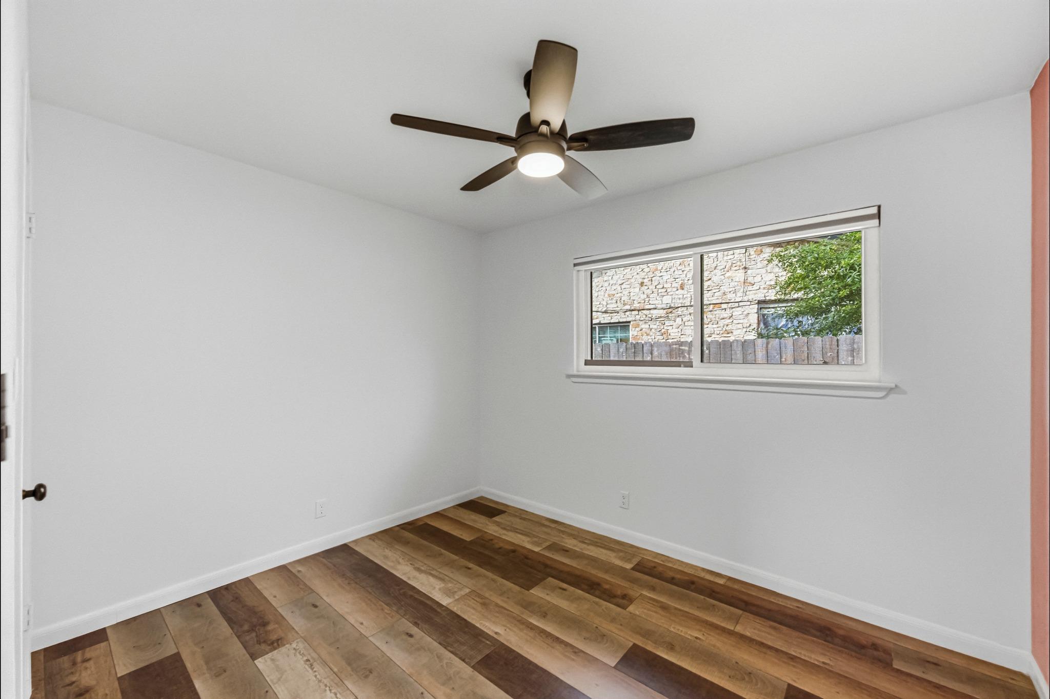 5613 Jacaranda Drive Austin TX 78744