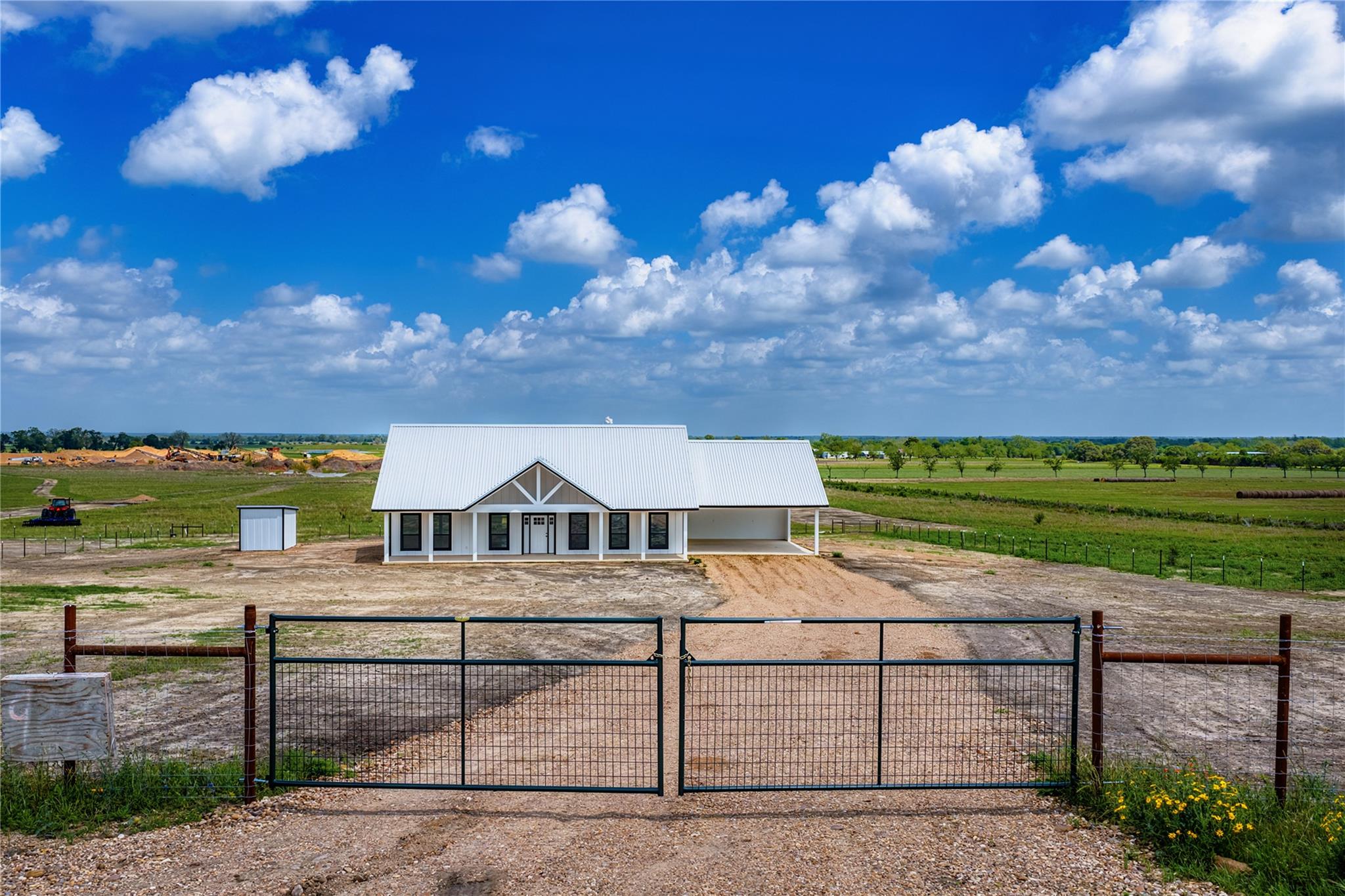 9391 Hajovsky Road La Grange TX 78945