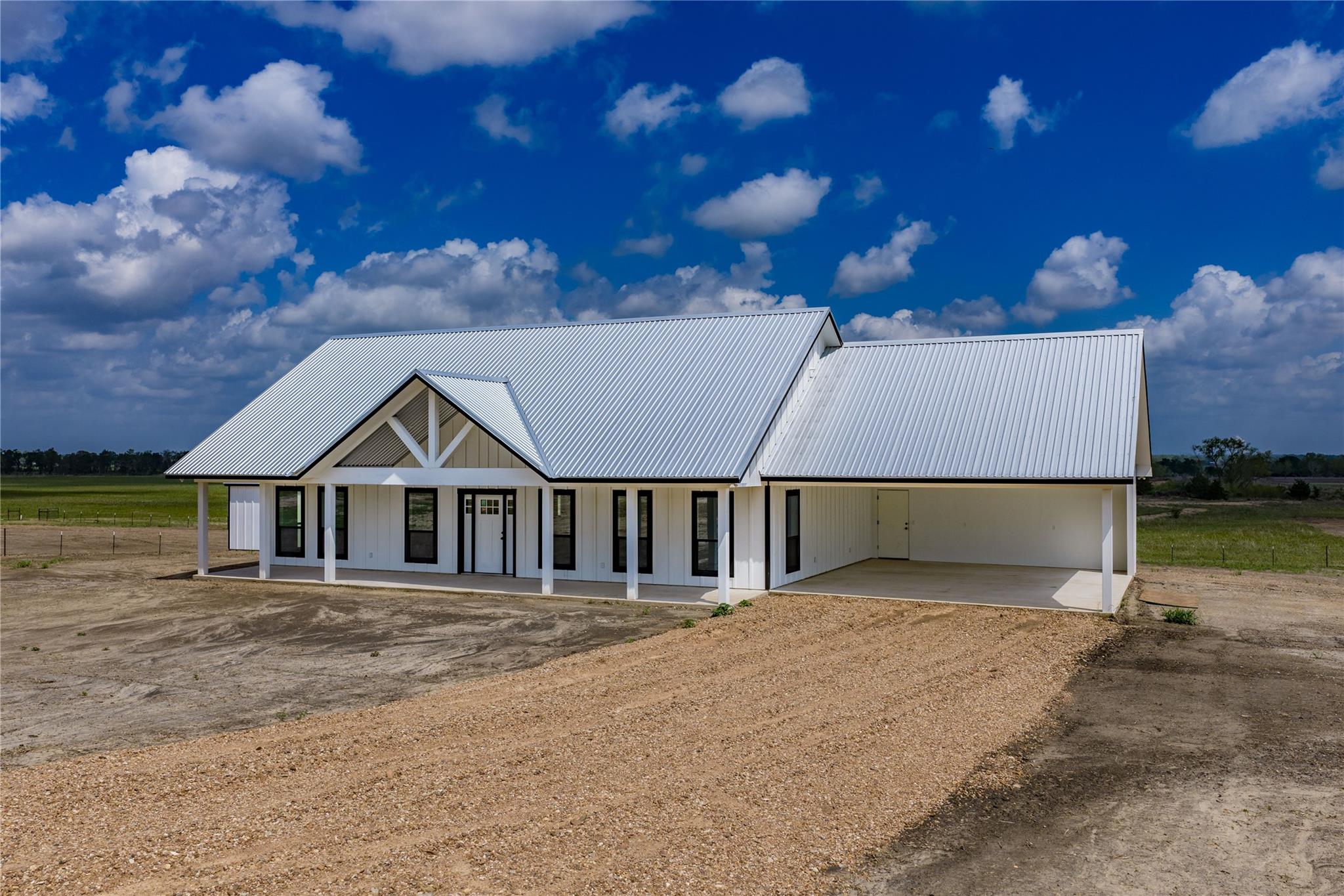 9391 Hajovsky Road La Grange TX 78945