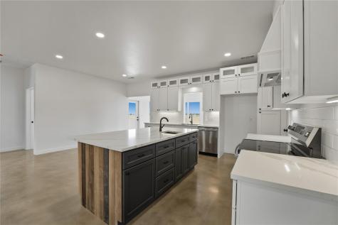 9391 Hajovsky Road La Grange TX 78945