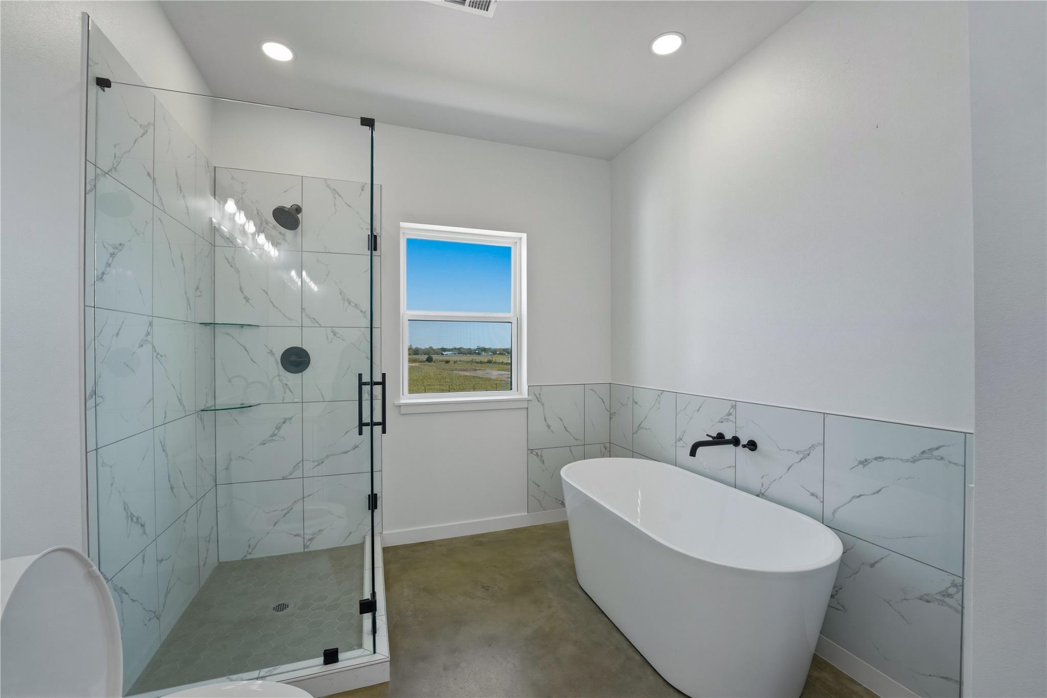 9391 Hajovsky Road La Grange TX 78945
