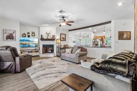 241 Laura Lane Bastrop TX 78602