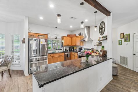 241 Laura Lane Bastrop TX 78602