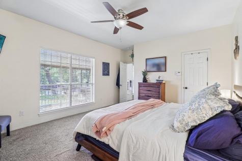 241 Laura Lane Bastrop TX 78602