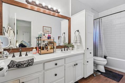 241 Laura Lane Bastrop TX 78602